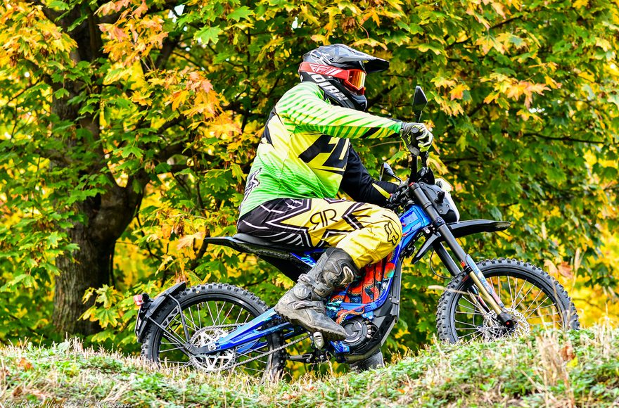 Surron nowość  test dane techniczne opinia cena