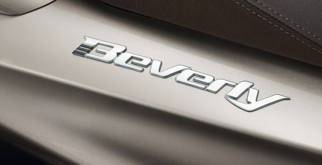 Świąteczna premiera nowych skuterów Piaggio Beverly 300 i 400