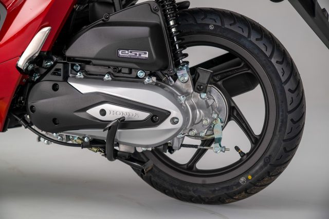 Nowa Honda Vision 110 dołącza do gamy motocykli i skuter&oacute;w na kat. prawa jazdy A1 i B…