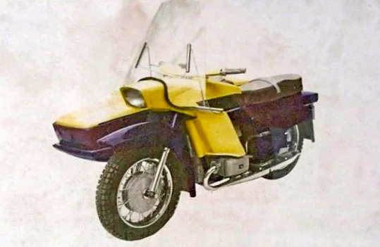 Pechowe losy eksperymentalnego Dniepra-1 napędzanego nowym g&oacute;rnozaworowcem