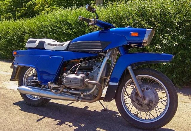 Pechowe losy eksperymentalnego Dniepra-1 napędzanego nowym g&oacute;rnozaworowcem