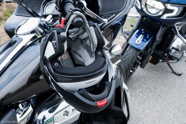 Turystyczny kask Schuberth C4 PRO – szczęka nr 1 w moim rankingu [test, opinia, opis]