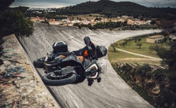 ktm  super adventure s cena dane techniczne