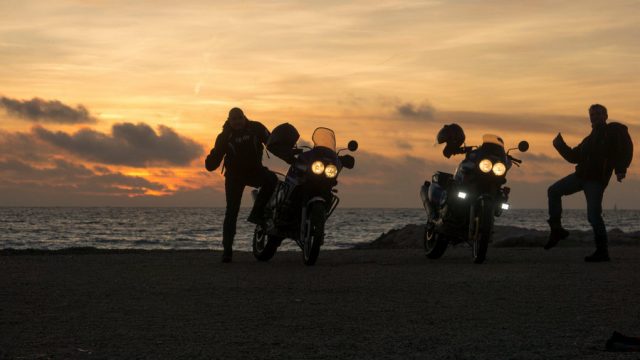 Motocyklem pod namiot, czyli grudniowy nocleg w Alpach na Przełęczy Vars 2108 m m.p.m.