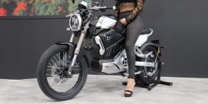 super soco tc max motocykl elektryczny