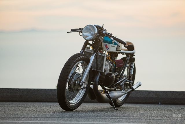 Honda CL350 z silnikiem dwusuwowym o mocy 100 KM – piękne dzieło HonDeath