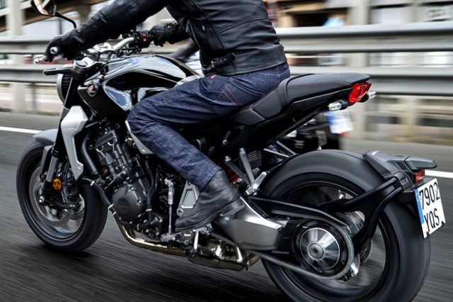 Jazda w stylu cafe racer 2021 – przegląd wybranych, fabrycznie nowych motocykli