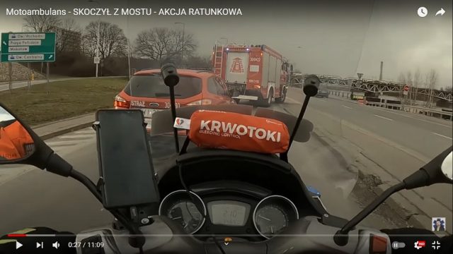 akcja ratunkowa motocyklisty topielec