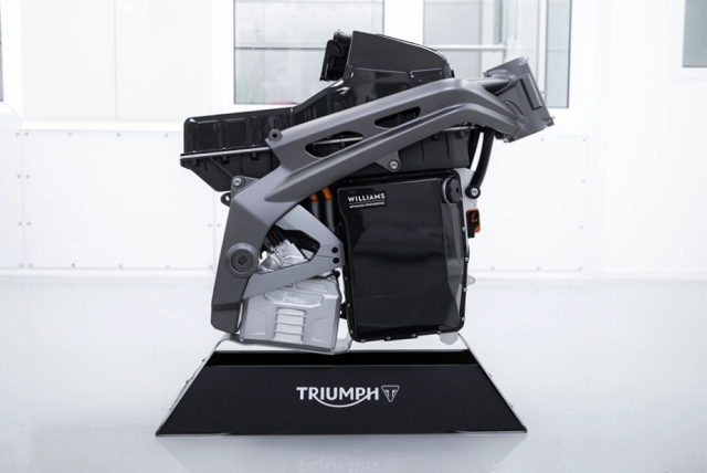 Triumph TE-1 – rewolucyjny motocykl elektryczny o fenomenalnych osiągach, technologii z formuły E i krótkim czasie ładowania