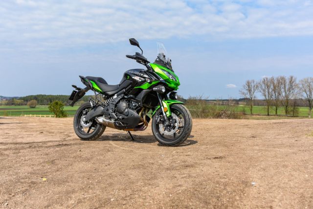 Kawasaki Versys 650 2021 &ndash; motocykl wielu zalet [test, opinie, dane techniczne]
