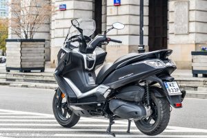 Kymco Downtown 350 nowość 2021 test dane techniczne opinia cena (29)-MV_DuzeZdjecie-W640 Kymco Downtown nowość test dane techniczne opinia cena MV DuzeZdjecie W