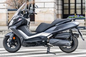 Kymco Downtown 350 nowość 2021 test dane techniczne opinia cena (30)-MV_DuzeZdjecie-W640 Kymco Downtown nowość test dane techniczne opinia cena MV DuzeZdjecie W