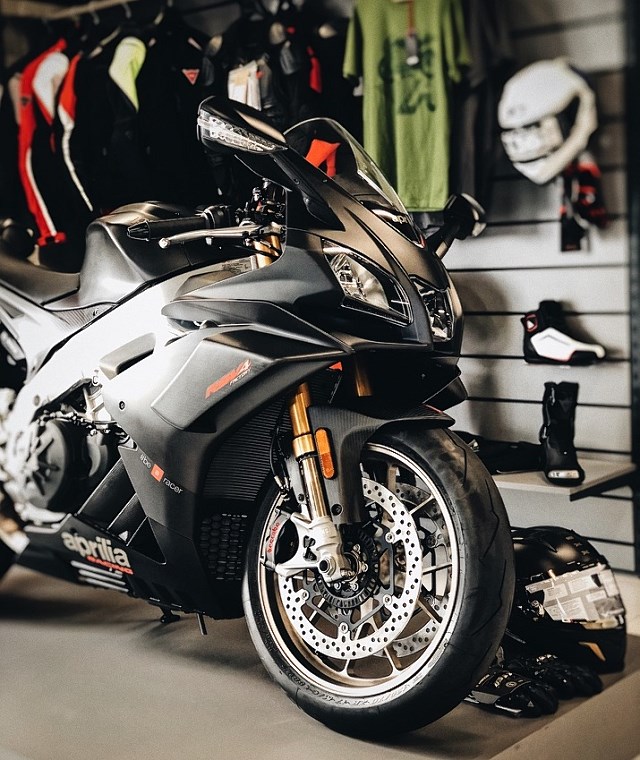 MotoPlatforma.pl – Wirtualny Salon Motocyklowy: wybierz, dopasuj, sfinansuj i kup przez Internet