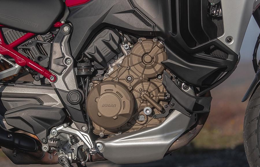 multistrada v silnik