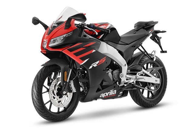 Dziedzictwo większych pojemności… Aprilia RS 125 i Tuono 125 2021 [prezentacja, dane techniczne]