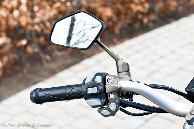 Starcie miejskich urwis&oacute;w &ndash; Zontes 310R i BMW G 310 R 2021 [dane techniczne, test, opis]