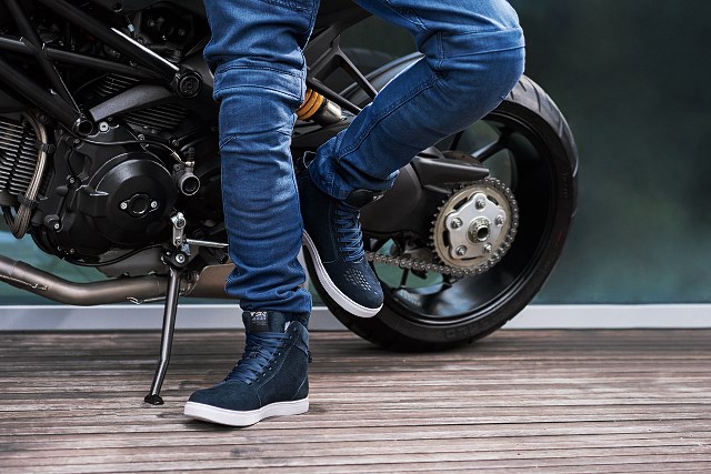 SX-2 EVO &ndash; kultowe trampki motocyklowe od SHIMY w nowej odsłonie