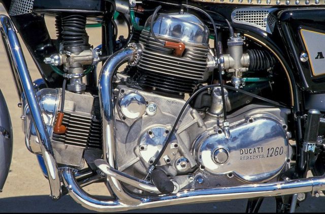 Za szybki na swoje czasy &ndash; Ducati Apollo 1260