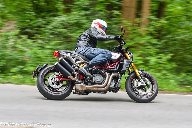 Indian FTR Carbon R nowość test dane techniczne opinia cena MV DuzeZdjecie W