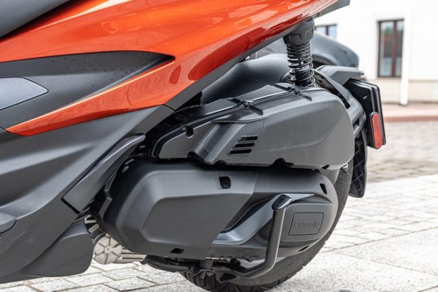 Piaggio Beverly 400 S 2022 &ndash; włoski design i sportowy charakter [test, opinia, recenzja, dane techniczne, spalanie]