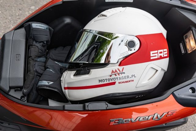 Piaggio Beverly 400 S 2022 &ndash; włoski design i sportowy charakter [test, opinia, recenzja, dane techniczne, spalanie]