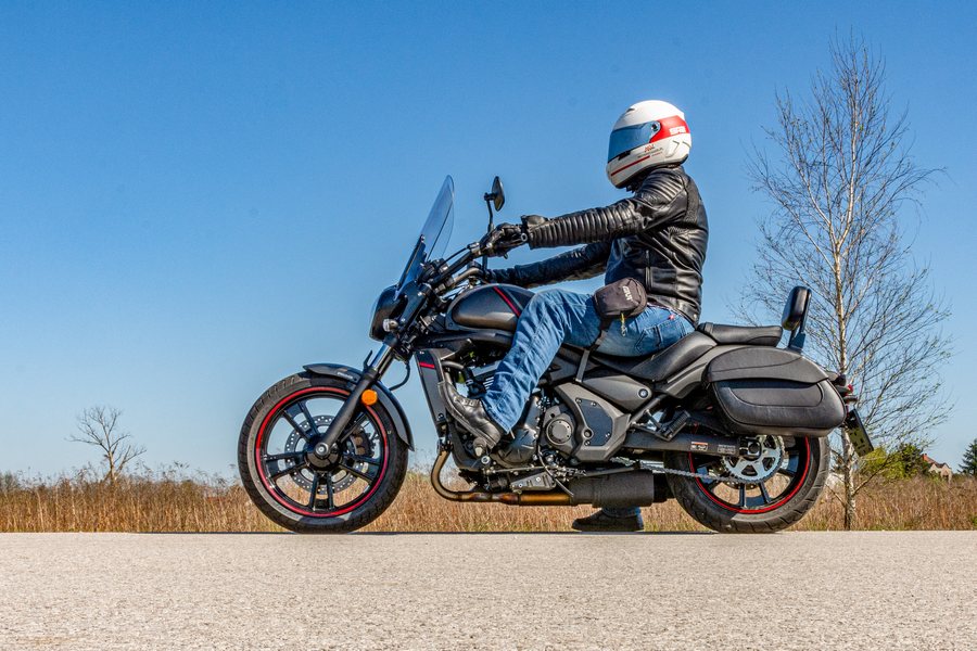 Kawasaki Vulcan S motocykl miejski turystyczny cruiser