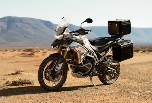 Zabezpiecz bagaż swojego Tigera: kufry Expedition i wodoszczelna torba wewnętrzna – idealne na deszcz!