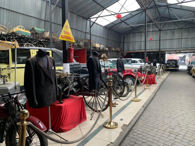 WhatsApp Image    at