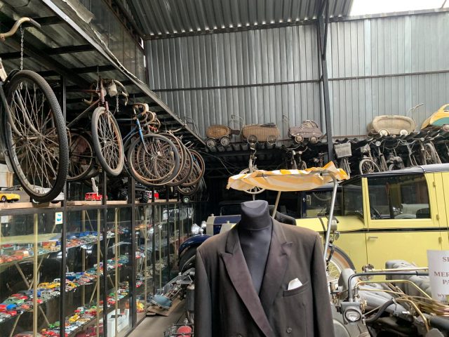 WhatsApp Image    at