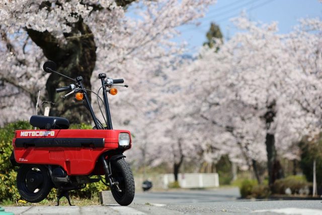 Walizkowe motocykle – przegląd wybranych składanych jednoślad&oacute;w