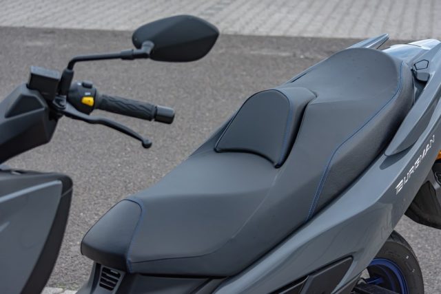Nowoczesność niejedno ma imię &ndash; Suzuki Burgman 400 [test, opinia, recenzja, opis, dane techniczne, spalanie]