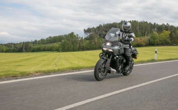 harley davidson  pan america  droga MV DuzeZdjecie W