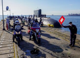 rajd weterana wojsko motocykliści w hołdzie poległym łódź podwodna
