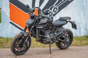Ducati Monster  dane techniczne test opinia opis