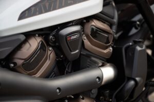 Harley Davidson SportsterS  test opis recenzja dane techniczne wady zalety
