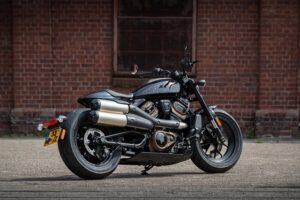 Harley Davidson SportsterS  test opis recenzja dane techniczne wady zalety