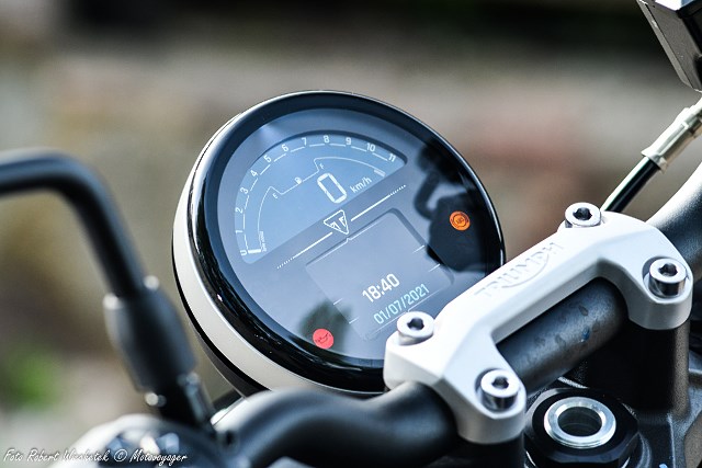 Triumph Trident nowość test dane techniczne opinia cena MV DuzeZdjecie W