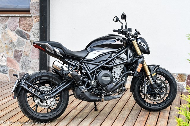 9 przepis&oacute;w na nakeda – wielki test por&oacute;wnawczy 2021 [Z900, F 900 R, MT-09, Trident, Monster, GSX-S 750, Duke 890 R, 752S, Tuono 660]