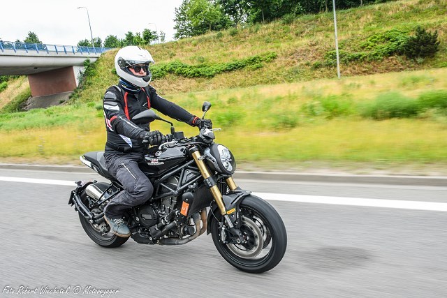9 przepis&oacute;w na nakeda – wielki test por&oacute;wnawczy 2021 [Z900, F 900 R, MT-09, Trident, Monster, GSX-S 750, Duke 890 R, 752S, Tuono 660]