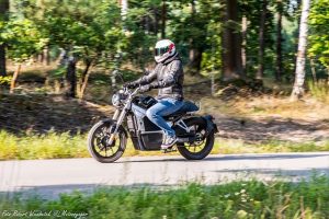 Horwin CR nowość  test dane techniczne opinia cena  MV DuzeZdjecie W