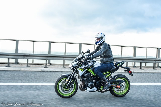9 przepis&oacute;w na nakeda – wielki test por&oacute;wnawczy 2021 [Z900, F 900 R, MT-09, Trident, Monster, GSX-S 750, Duke 890 R, 752S, Tuono 660]