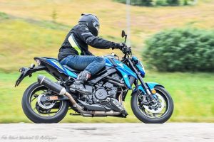 Suzuki GSX S  test dane techniczne opinia wady zalety