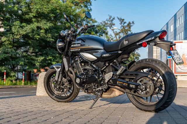 Świetne połączenie klasyki i nowoczesności &ndash; Kawasaki Z900RS [test, opinie, dane techniczne]