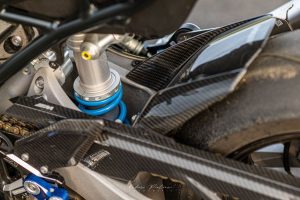 bmw mrr tyl wahacz karbon m power