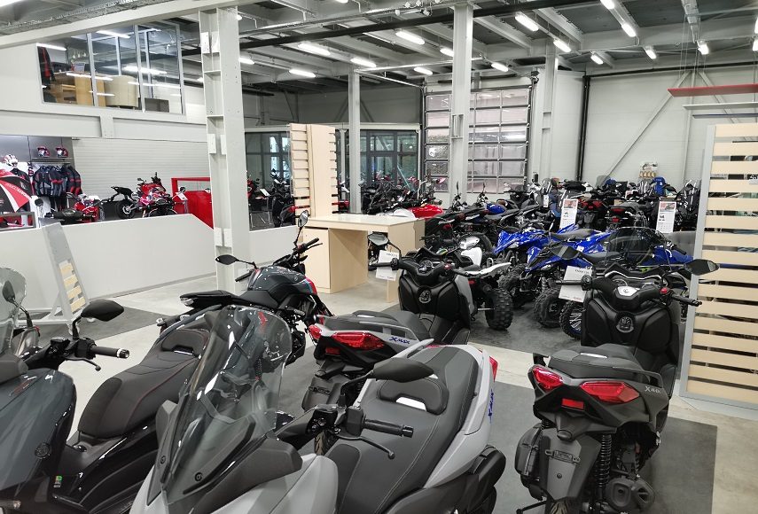 salon Yamaha MV GlowneZdjecie WQ