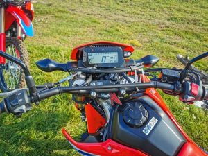 CRF 300 Rally czy L por&oacute;wnanie test w terenie offroad cena dane techniczne_11