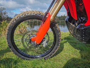 CRF 300 Rally czy L por&oacute;wnanie test w terenie offroad cena dane techniczne_30
