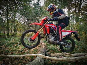 CRF 300 Rally czy L por&oacute;wnanie test w terenie offroad cena dane techniczne_49