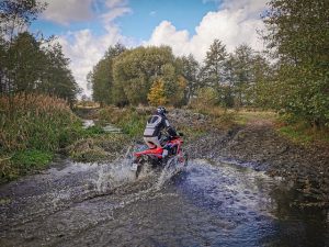 CRF 300 Rally czy L por&oacute;wnanie test w terenie offroad cena dane techniczne_54