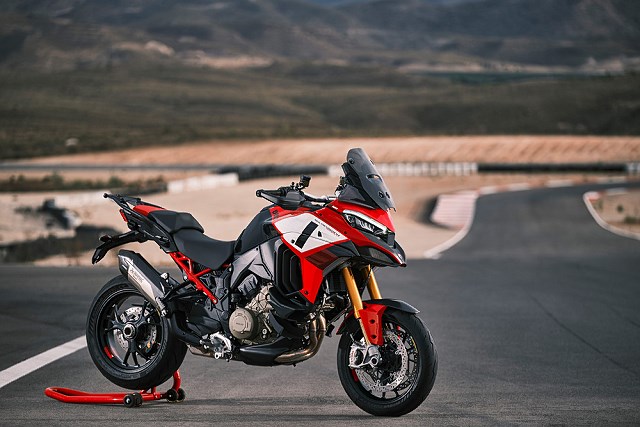 Najbardziej sportowa Multistrada w historii – V4 Pikes Peak 2022 [dane techniczne, zdjęcia, opis]